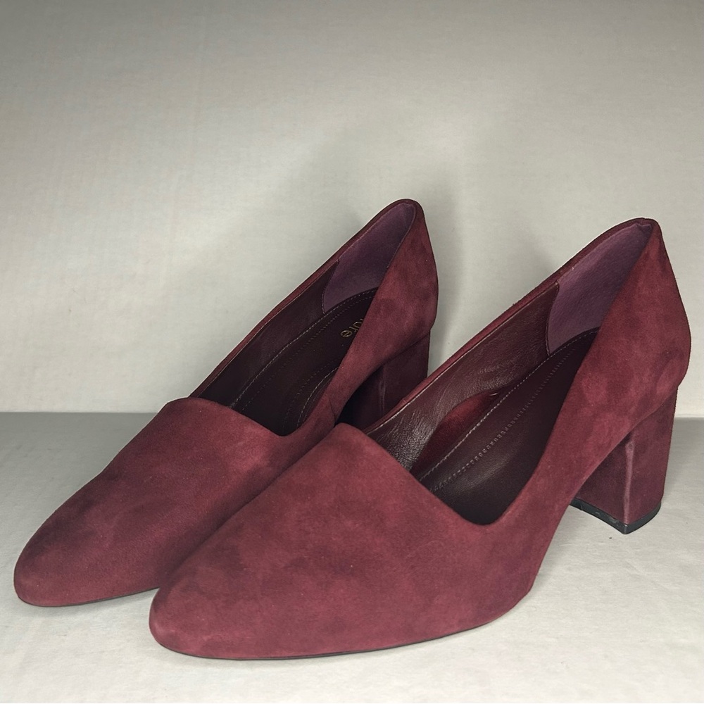 Nurture Women's Size 10 Burgundy Heels
